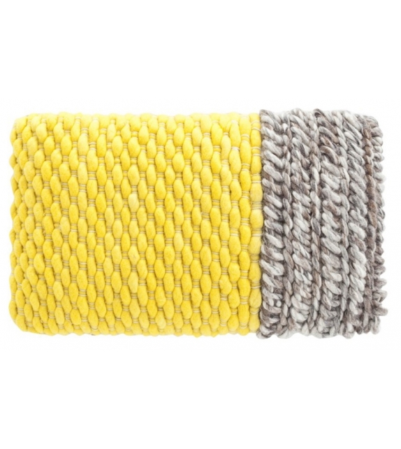 Mangas Space Plait Gan Cushion