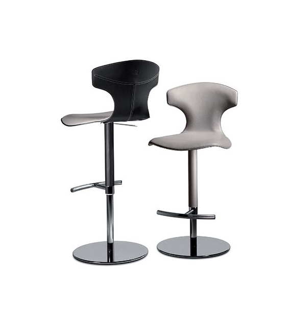 Montera Poltrona Frau Column-base Stool