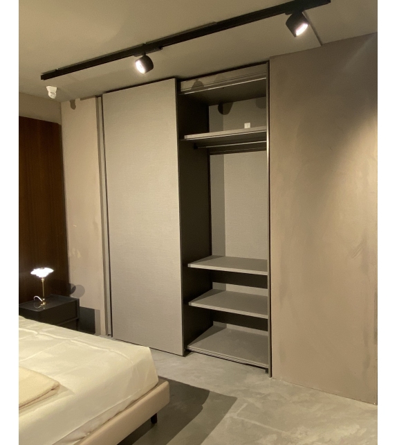 Ready for shipping - Gliss Master-A Filo Molteni&C Wardrobe